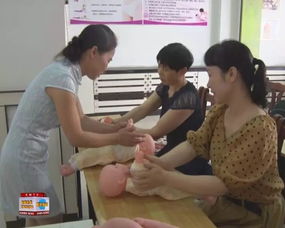 育婴师走俏家政服务市场